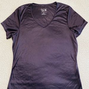 Mountain Hardwear Women’s Light Active Top